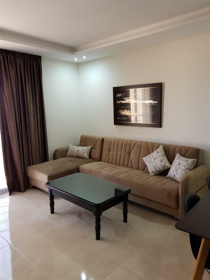 Saramica Seaside Apartment ฟนิเด็ค ภายนอก รูปภาพ